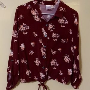 Long sleeve blouse with flowers